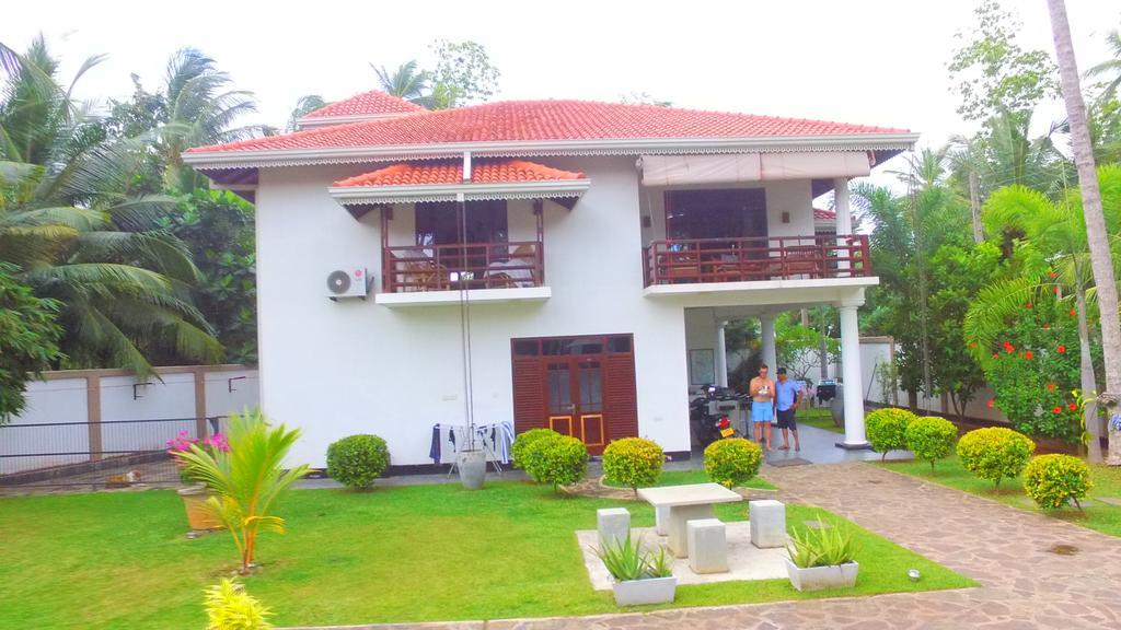 Helis Place Unawatuna Exterior photo